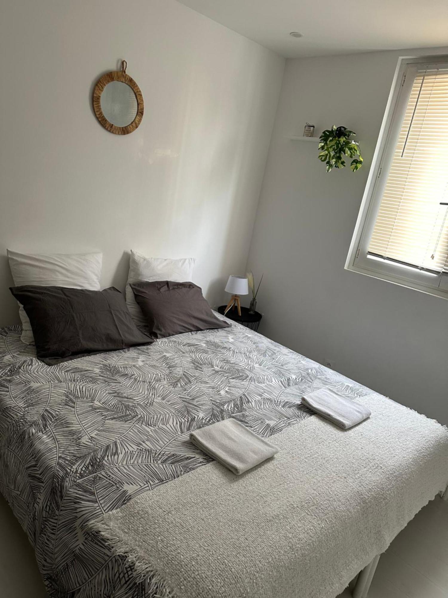 Privat Room In Private Security Residence With Free Parking, 1 Minute From Tramway, 9 Minutes From De Center, Accessible All Transports Nisa Exterior foto